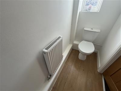 CLOAKS & WC